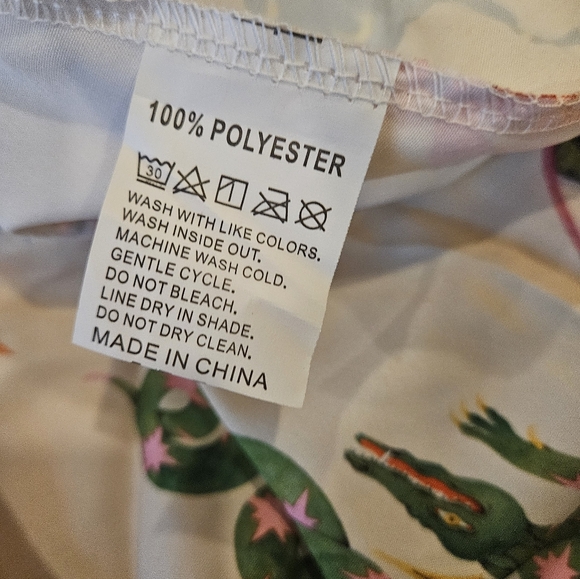 Colorful Patterned Button-Up Shirt - Picture 9 of 10